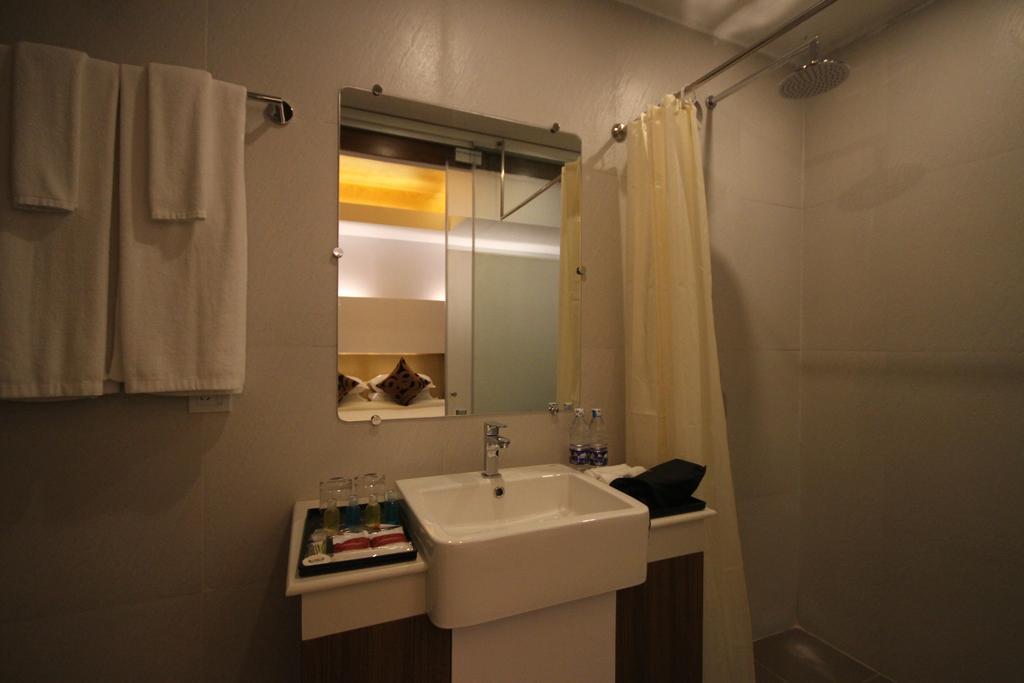 The Rgn City Lodge Янгон Екстер'єр фото